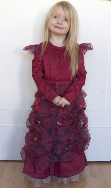 Dornröschen-Kostüm mit Rosenrock